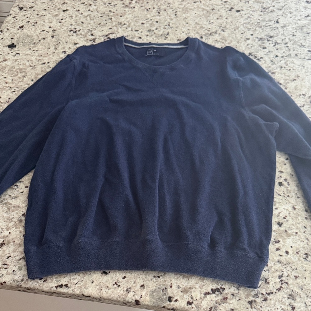 GAP Men's Deep Blue Crewneck Sweater